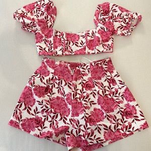 White fox 2 piece floral set